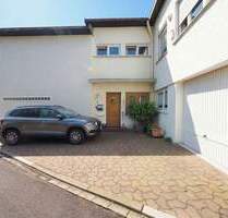 Charmantes Einfamilienhaus mit liebevoll angelegtem Garten in familienfreundlicher Lage von Saarbrücken!