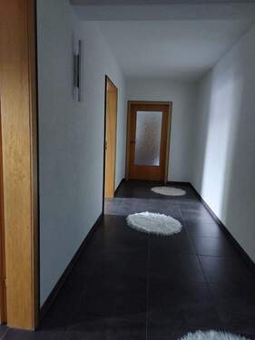 UG: Flur - 
