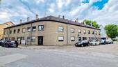 Straßenansicht - Moderne Wohnung mit großem Balkon in einem Dreifamilienhaus!
