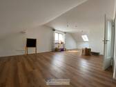 Schlafzimmer DG - 