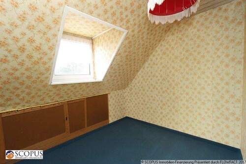 Zimmer im Dachboden - 