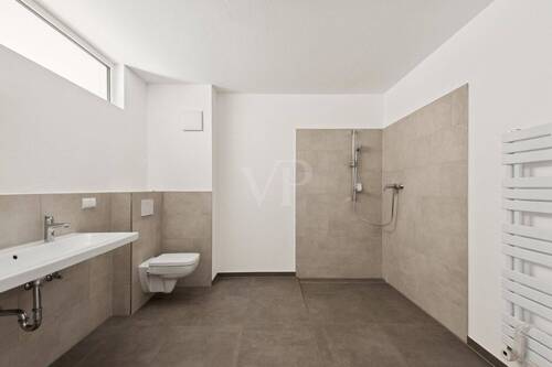 behindertengerechtes Badezimmer - 