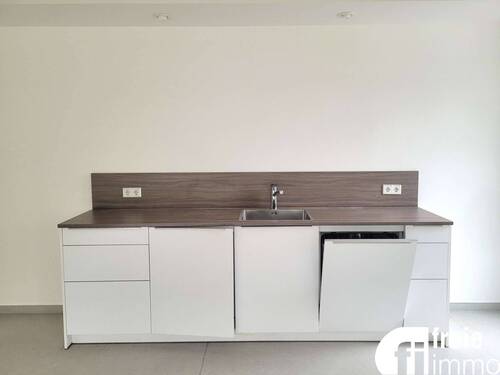 20250205_122204_01 - 