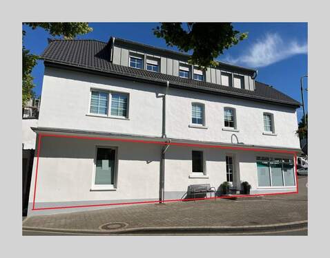 Hausansicht Ladenlokal - 