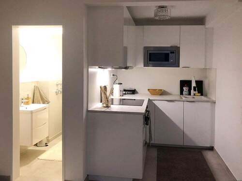 Gäste-WC / Küche - 