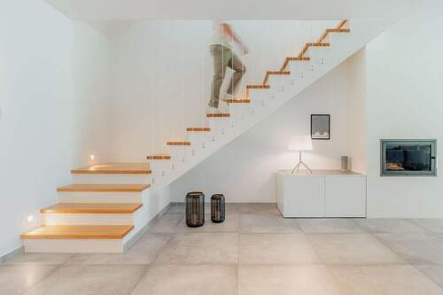 Aufgang Gartenebene in EG - 