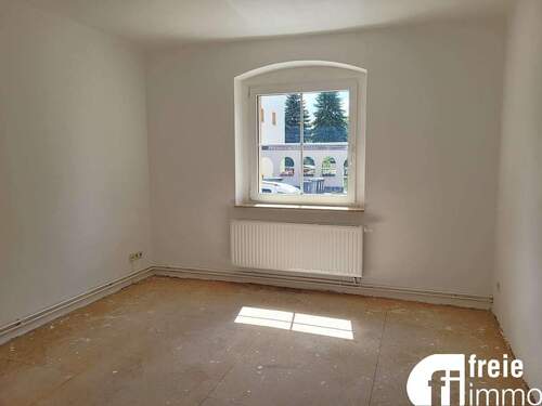 Zimmer - Mehrfamilienhaus, Wohnhaus mit 417,90 m² in Chemnitz zum Kaufen