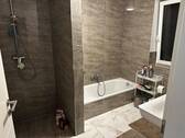 Vollbad mit Wanne - 