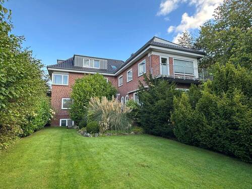 Außenansicht aus dem Garten - Exklusives Wohnensemble: Großzügig wohnen - 2 Eigentumswohnungen in erstklassiger Innenstadtlage