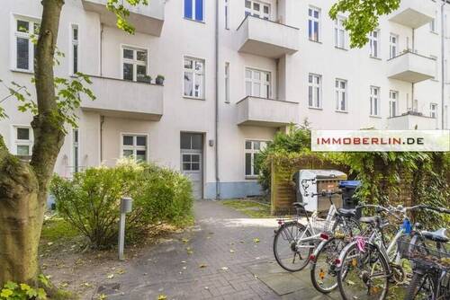 2 - 2 Zimmer Etagenwohnung in Berlin