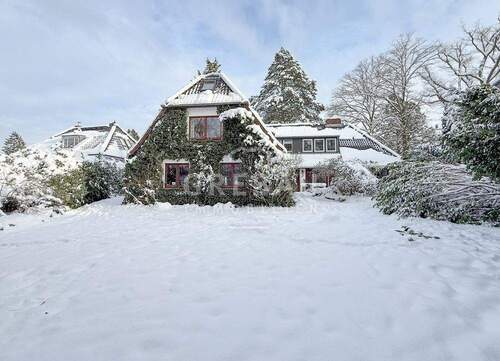 Gartenansicht - Großes Familienhaus mit herrlichem Grundstück in bester Villenlage von Blankenese