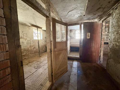 Stall innerhalb der Scheune - 