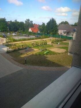 Spielplatz Hinterhof - 3 Zimmer Etagenwohnung in Pasewalk