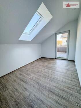 Schlafzimmer - 2 Zimmer Etagenwohnung zur Miete in Lauter-Bernsbach