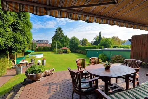 der Ausblick von der Terrasse - 
