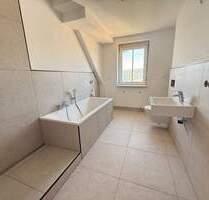 Provisionsfrei! Sanierte, freie 4-Zimmer Wohnung - Neustadt an der Aisch