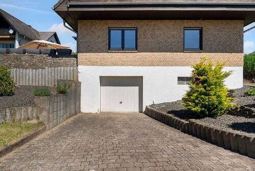 Garagenzufahrt - 