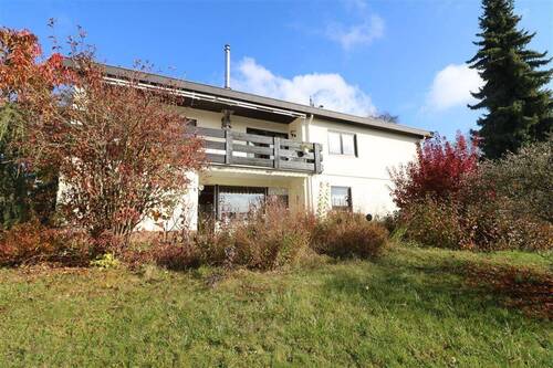 Aussen Garten 1.jpg - 5 Zimmer Mehrfamilienhaus, Wohnhaus zum Kaufen in Wittlingen