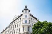 AUGENSCHMAUS - Diese Fassade lässt das Herz eines jeden Altbauliebhabers höher schlagen - 3 Zimmer Etagenwohnung zum Kaufen in München