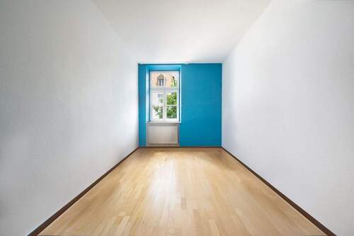 SCHLAFEN 2 - Das zweite Schlafzimmer eignet sich perfekt als Kinderzimmer, Gästebereich oder Home Office - 