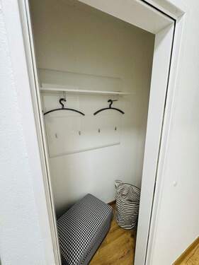 Garderobe - 