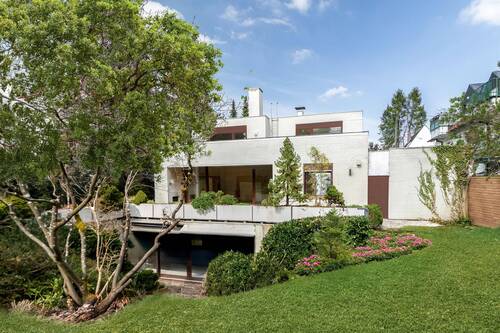 Sonnenverwöhntes Südgrundstück. Stil und Raum in perfekter Harmonie. - 6 Zimmer Mehrfamilienhaus, Wohnhaus zum Kaufen in München