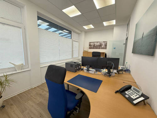 Büro 1 - 9 Zimmer Einfamilienhaus zur Miete in Koblenz