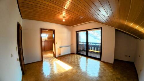 Platz für Kinder und Home-Office - 