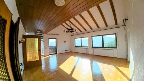 Hell und freundlich - 