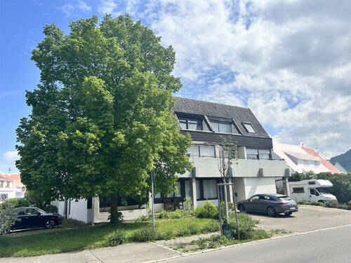 Hausansicht 1 - PFIFFIGES 1,5-ZIMMER -APPARTEMENT IN SCHÖNER AUSSICHTSLAGE VON MÖSSINGEN-BELSEN