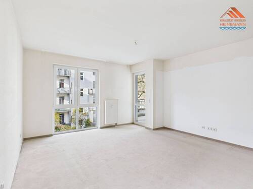 Wohnzimmer 2 - 3 Zimmer Etagenwohnung in Magdeburg