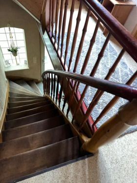 700e484d-192b-41d5-a27b-55aa049839ec-1900532117 - 