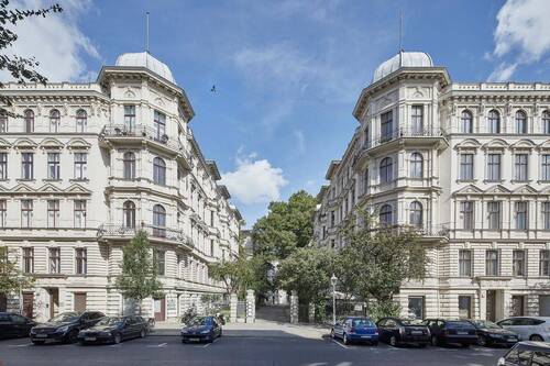 Außenansicht - Top sanierte 2-Zimmerwohnung in Riehmers Hofgarten Berlin