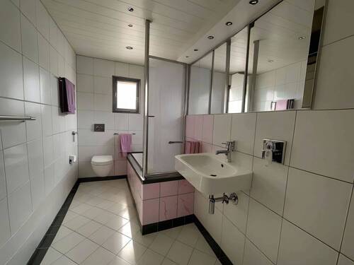 Bild 3 - 7 Zimmer Mehrfamilienhaus, Wohnhaus in Ruhstorf an der Rott