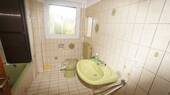 Badezimmer der aktuell freien Wohnung - 