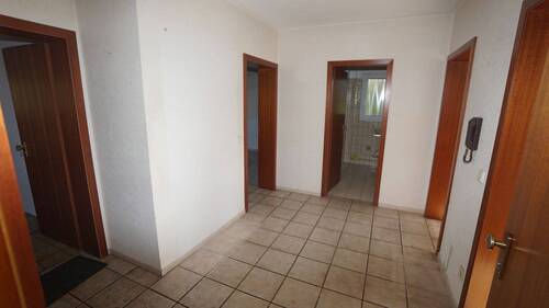der Eingangsflur zur Wohnung - 