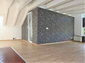 Wohnzimmer - Etagenwohnung mit 95,00 m² in Freilassing zur Miete