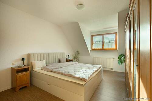 Schlafzimmer DG - 