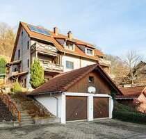 Großzügige Doppelhaushälfte mit Einliegerwohnung & Doppelgarage in Titisee-Neustadt zu verkaufen