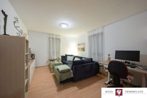 Wohn- und Esszimmer Bild 2 - 