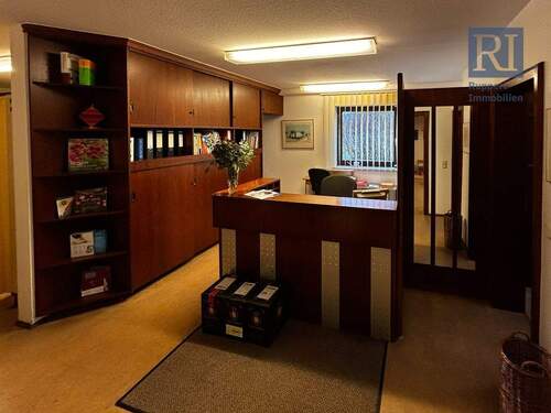 Anmeldung - 6 Zimmer Büro zur Miete in Unteraltertheim