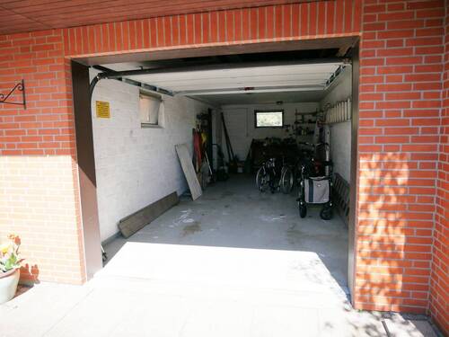Garage - 
