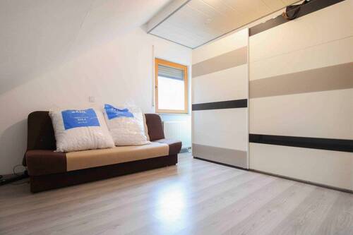Schlafzimmer 1 OG - 