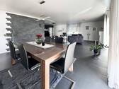 Wohn-/Esszimmer - 