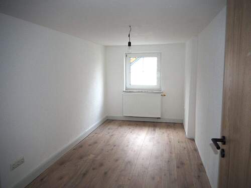 Kinderzimmer/Büro - 