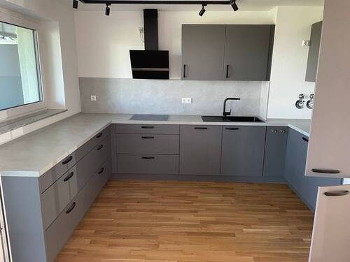 EBK (Ablöse 2.000 €) - 3 Zimmer Etagenwohnung in Schweinfurt