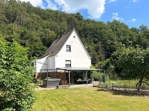 Außenansicht - 4 Zimmer Einfamilienhaus zum Kaufen in Morsbach