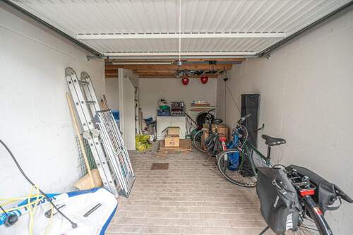 Garage - 