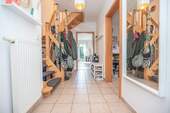 Flur EG - 4 Zimmer Reihenendhaus in Oldenburg / Eversten