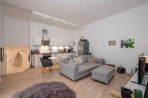 Wohnküche - 2 Zimmer Etagenwohnung zum Kaufen in Berlin